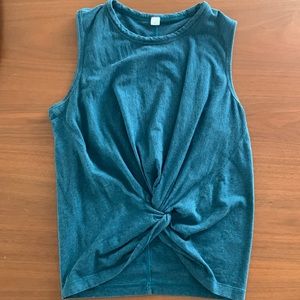 Lululemon front twist tank